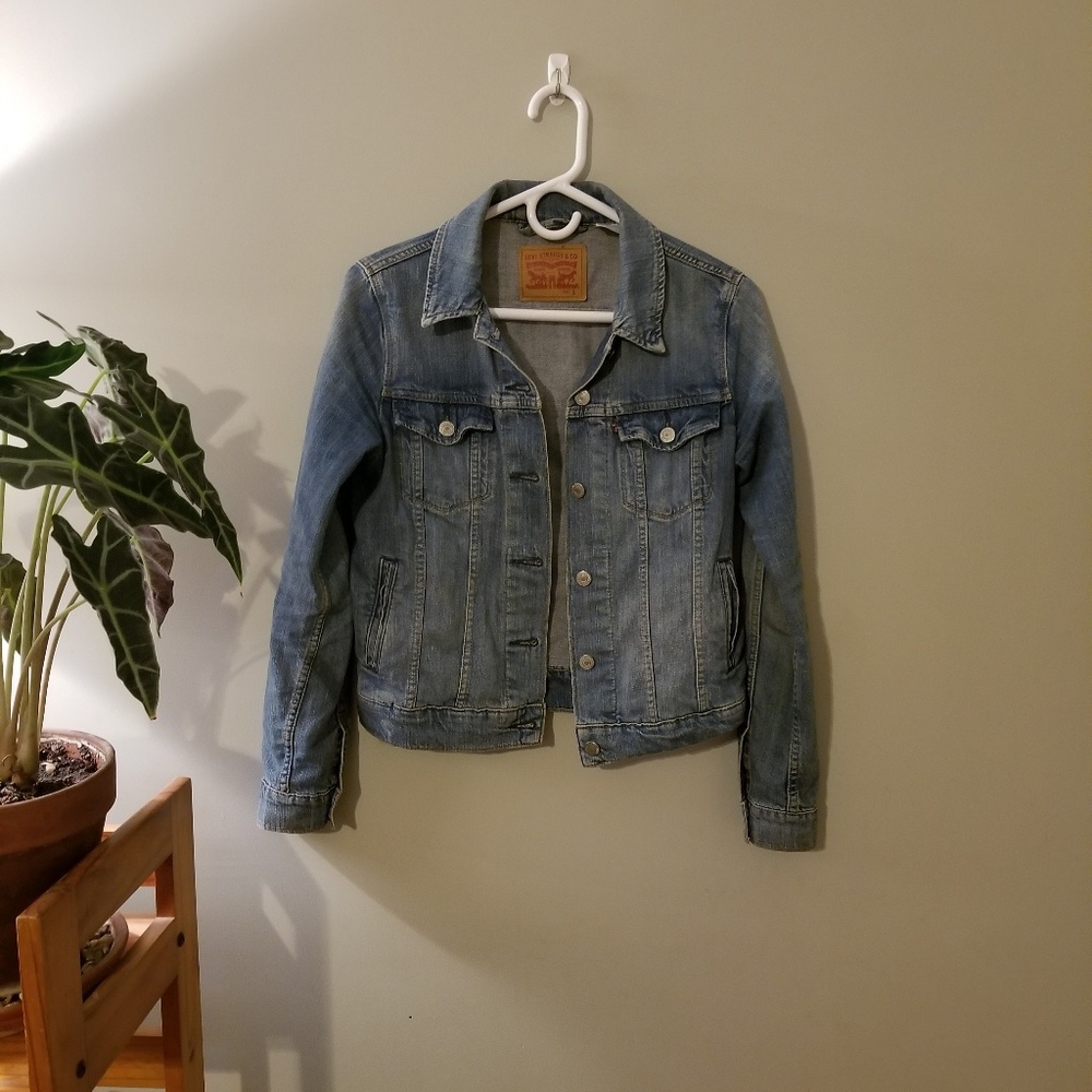 Levi's  • Jean Jacket WPL 423